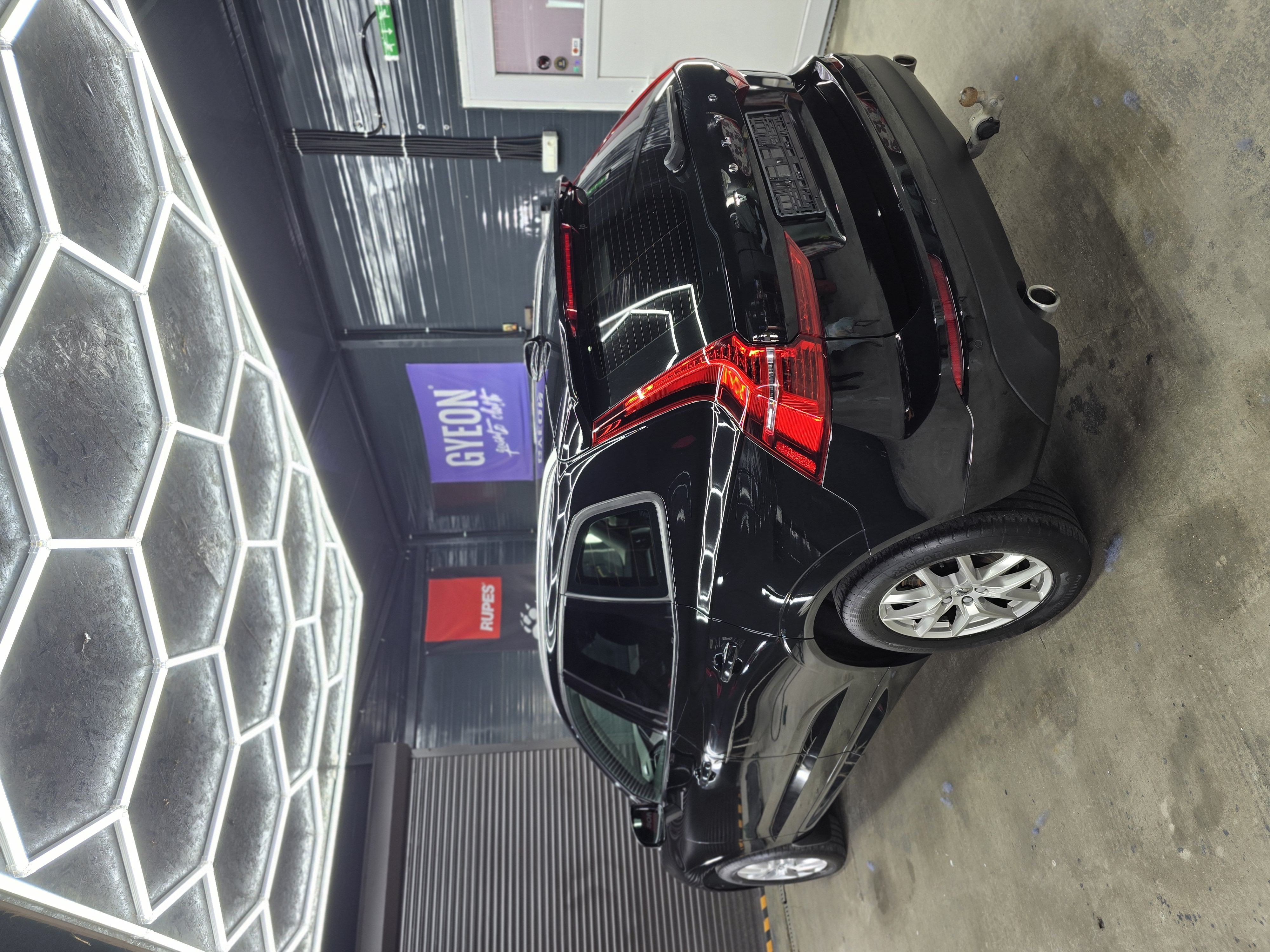 Volvo XC60 - detailing exterior